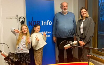 Singin‘ IDA! Kids im weihnachtlichen Mikado-Kinderpodcast auf NDR Info